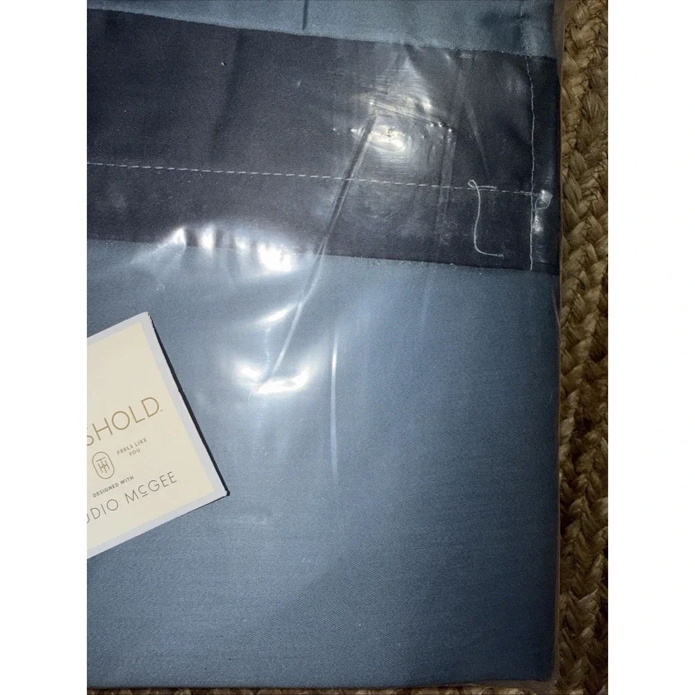 Threshold Twin XL  Performance Sheet Set (Blue) Flat sheet, Fitted, Pillowcase